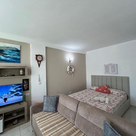 Beach Studio Durres Seaview Dış mekan fotoğraf